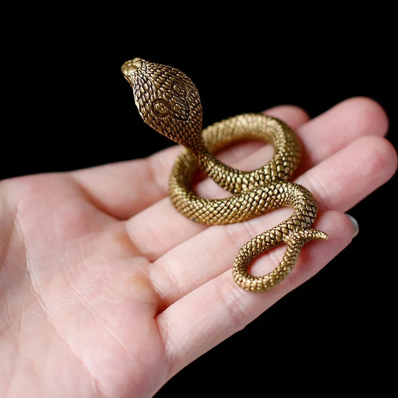 Mini Escultura Naja de Cobre