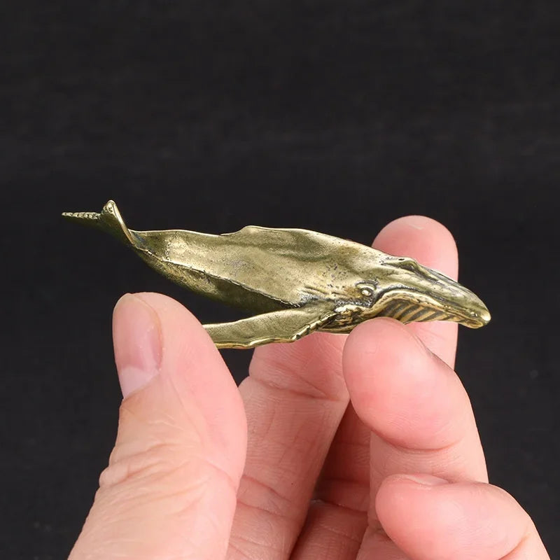 Mini Escultura Baleia de Latão
